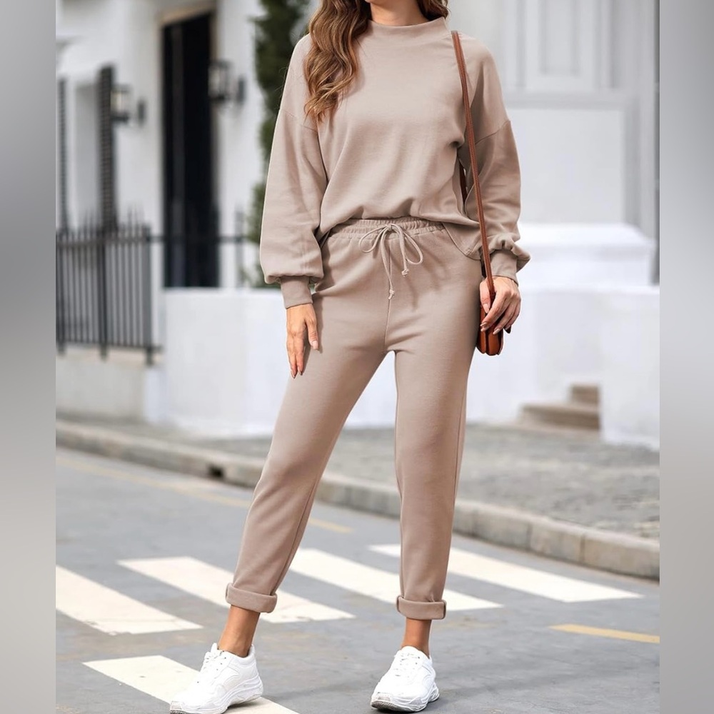 Women's Tan Lounge Set